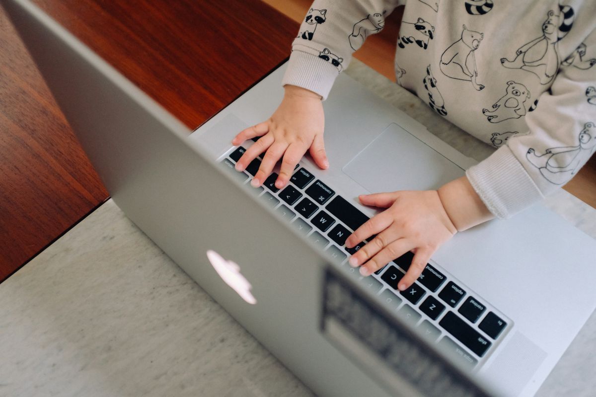 Navigating Workplace Challenges as a Working Mother